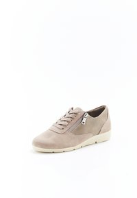 Zapatillas de gamuza beige con punta redonda, cordones en la parte delantera y una cremallera decorativa en el lateral. Suela acolchada para mayor comodidad.