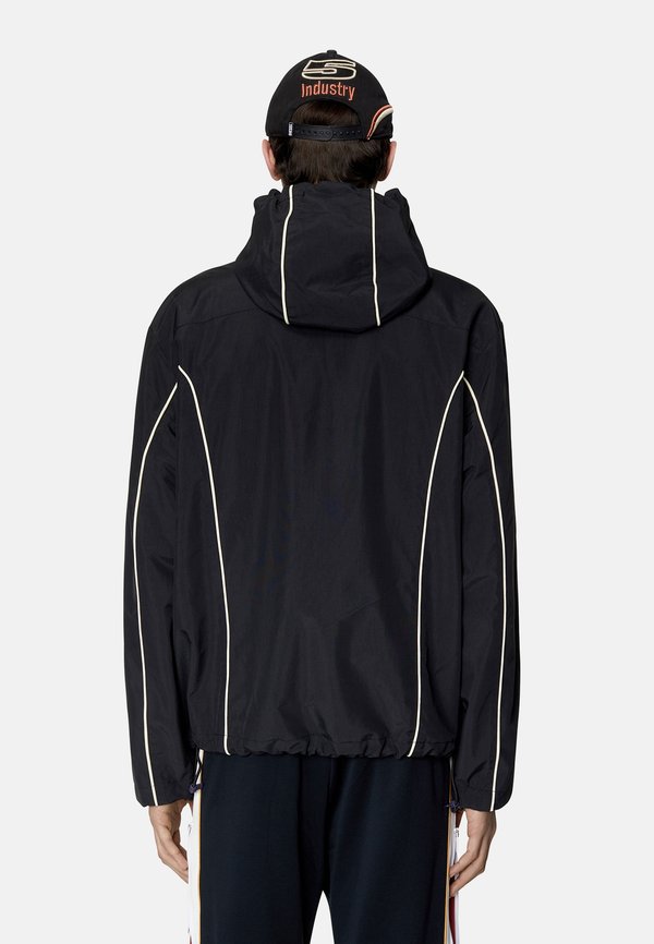 HIVES - Light jacket2