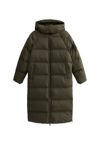 Olivgrön puffjacka med huva, har en frontdragkedja, två sidofickor och en fyrkantig quiltad design för isolering.