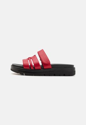 Matalakantaiset pistokkaat - red
