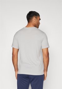 Nike Performance TEE  - Camiseta deportiva - dark grey heather