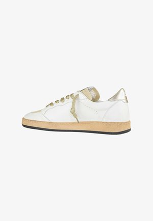 4B12, PLAYNEW - Sneakers basse - white