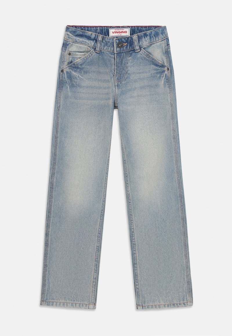 Svijetloplave traperice ravnog kroja s izblijedjelim dijelovima, prednjim džepovima i crnim kopčanjem. Ima oznaku s brandom na pojasu.