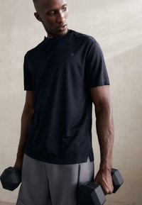 Pier One Sport T-shirts - black