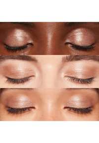 Drei geschlossene Augen mit verschiedenen Schattierungen von schimmerndem Lidschatten; warme Töne mit metallic Finish auf unterschiedlichen Hauttönen.