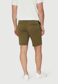 Sail Racing HELMS - Shortsit - dusty olive