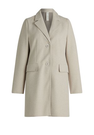 Manteau en laine beige pour femme, longueur genou, avec col à revers, deux boutons devant et poches à rabat sur fond blanc.