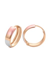 Orecchini a cerchio dorati con una finitura in smalto rosa e bianco liscio. Design arrotondato con una sottile texture lucida e chiusura a cerniera.