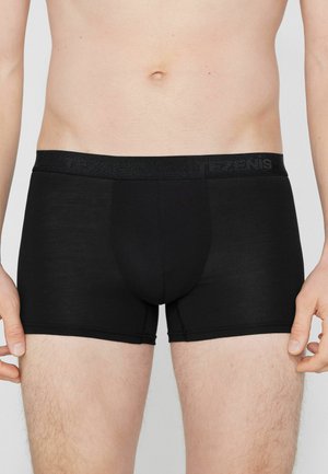 - Bokserki z krótkimi nogawkami