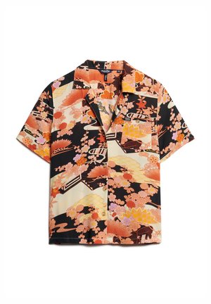 Korte mouwen blouse met bloemenpatroon in zwart, oranje, roze en crème; voorzien van een reverskraag en een borstzak.