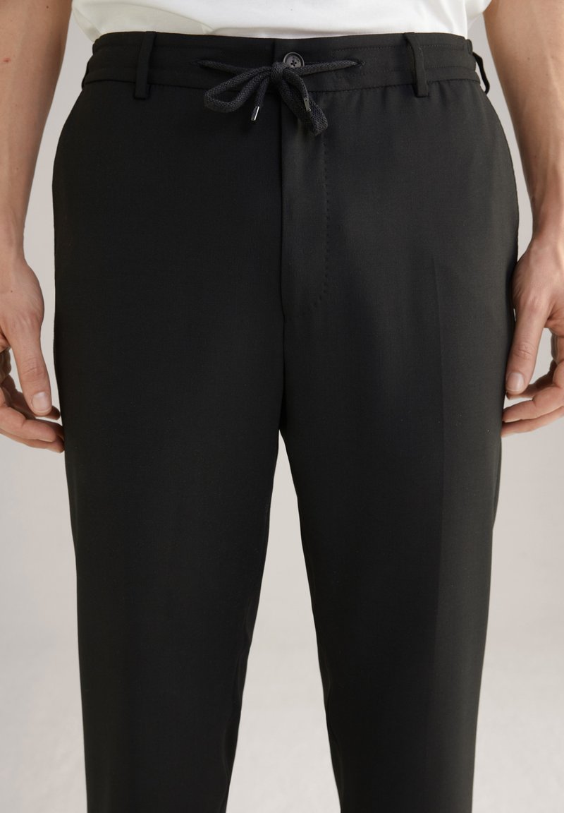 Herren Komplettanzüge | JOOP BAX Stoffhose schwarz - YA08219 Herren Komplettanzüge | JOOP BAX Stoffhose schwarz - YA08219