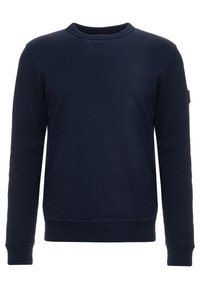 Mörkblå sweatshirt gjord av mjukt tyg, med långa ärmar, rundad halsringning, ribbade ärmslut och en liten logotyp patch på ärmen.