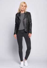 Maze SALLY - Nahkatakki - black