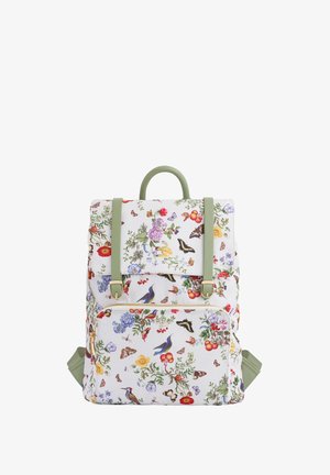 Färgglad ryggsäck med blommor och fåglar på vit bakgrund, gröna axelremmar, guldiga detaljer och en framficka med dragkedja.