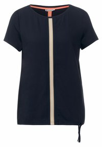 Granatowy top z krótkim rękawem i okrągłym dekoltem, z centralnym paskiem w kolorze beżowym i białym. Detal z wiązaniem po bokach nadaje kształt. Miękka tekstura materiału.