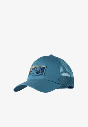 Blaues Trucker-Mesh-Cap mit gebogenem Schirm und Frontpatch mit abstraktem Berg- und Sonnenuntergangsdesign.