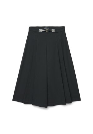 Jupe plissée noire avec une taille ajustée, dotée d'une ceinture avec des accessoires argentés. Tissu lisse, longueur jusqu'au genou, sans motifs apparents.