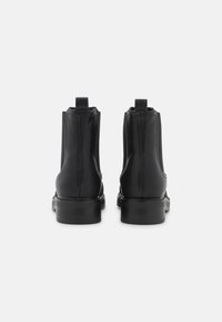Even&Odd Wide Fit Botki na platformie