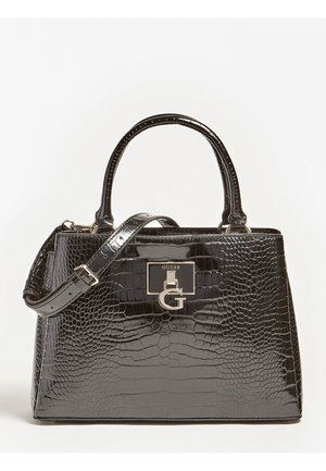 Czarna torebka ze skóry z fakturą krokodyla, z górnymi uchwytami, regulowanym paskiem na ramię i srebrną klamrą z logo Guess na przodzie.