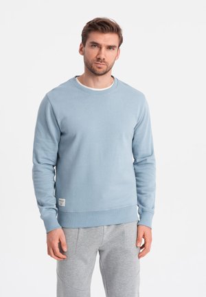 Ombre Sweater - light blue