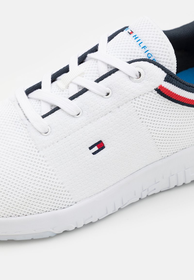 Tommy hilfiger lightweight runner collar Clearance