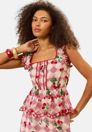 Love & Roses, REGULAR FIT - GINGHAM CHERRY PRINTED TOP . - Blouse - red