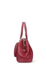 Borsa a mano strutturata rossa con texture a grana, doppio manico superiore e dettagli in metallo color oro; presenta una tasca con cerniera sul lato.