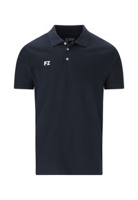 Mörkblå polotröja i texturerad bomull. Har en treknappsknäppning, korta ärmar och en vit "FZ"-logga på vänster bröst.