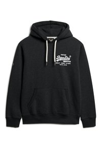 Czarna bluza z kapturem, uszyta z miękkiego materiału, z regulowanym kapturem, przednią kieszenią oraz nadrukowanym logo i napisem "SuperDry" na piersi.