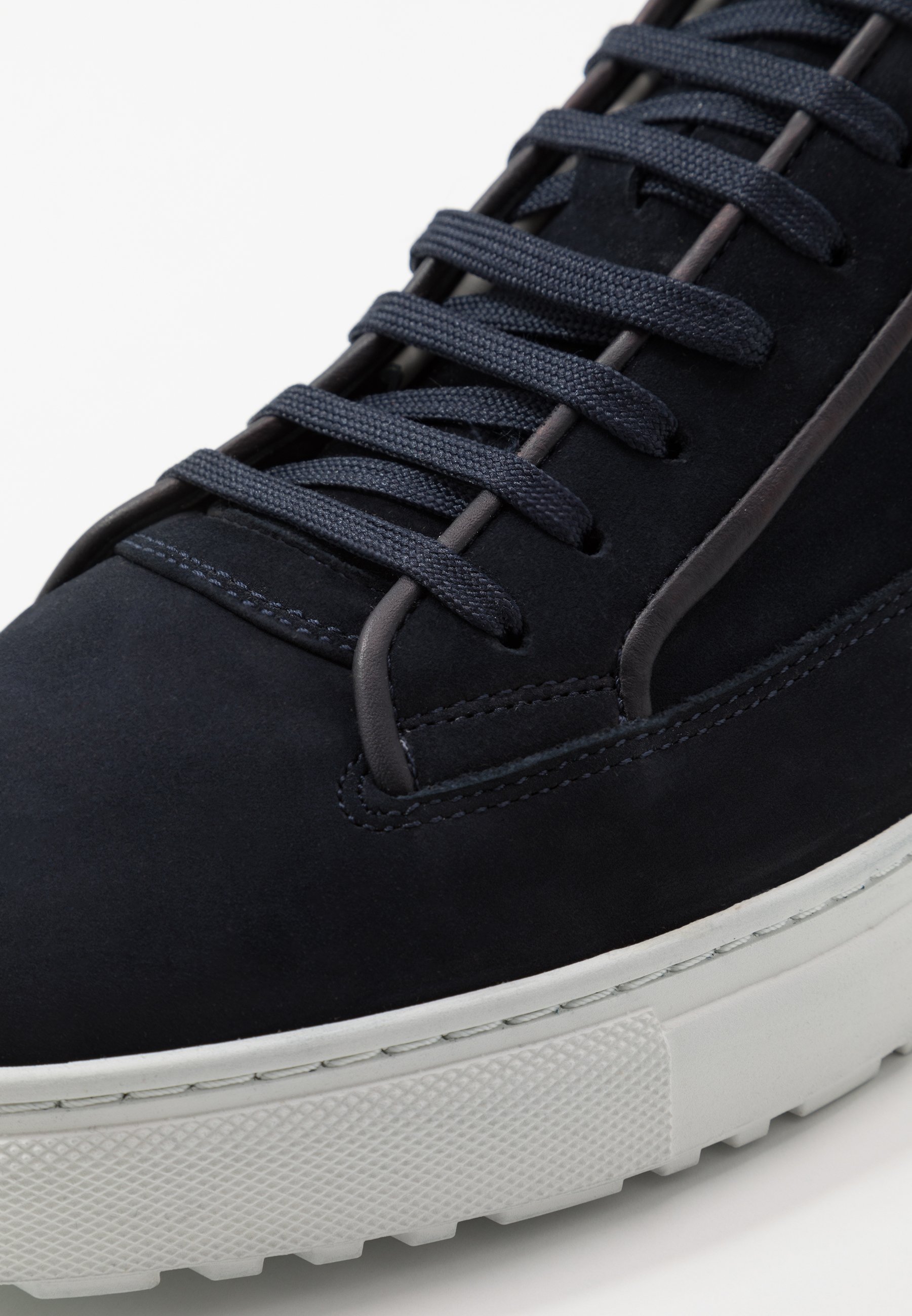 Höga sneakers blueberry Höga sneakers blueberry