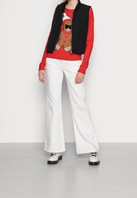 Vero Moda Neule - red