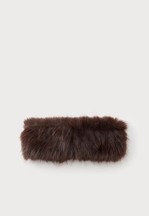 Bandeau rectangulaire en fausse fourrure marron foncé avec une texture douce et duveteuse sur un fond clair uni.