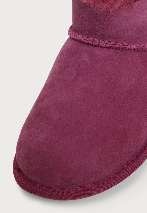 UGG Botas ULTRA MINI BAILEY BOW Rojo Granate — foto 6