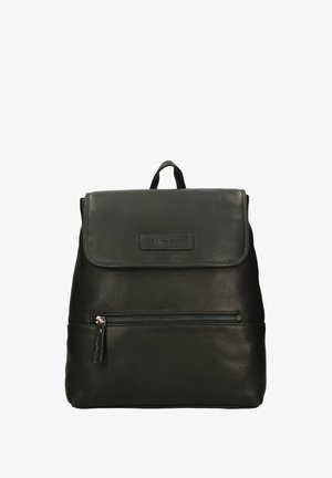 Zaino in pelle nera con tasca frontale con zip e chiusura a patta, dotato di maniglia superiore per il trasporto e discreto logo del marchio impresso sulla patta.