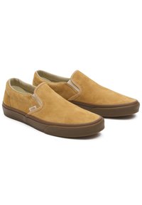 Vans CLASSIC SLIP-ON UNISEX - Belebújós cipők - pig suede gum antelope