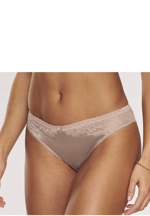 Taupe-Danze mit Spitzenbesatz und glattem Satinoberteil, versehen mit einem floralen Muster und einer kleinen Schleifenakzent am Bund. Weicher Stoff.