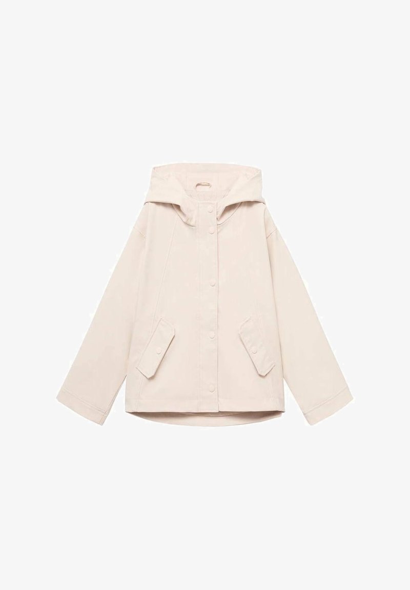 Svetlo bež jopič s kapuco, narejen iz gladkega blaga, z gumbom spredaj, dvema žepoma z zaklopom in sproščenim krojem. Preprost, čist dizajn.