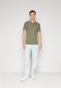 Calvin Klein Jeans TIPPING SLIM - Polokošeľa - dusty olive