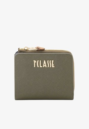 Portafoglio verde oliva con cerniera, realizzato in materiale testurizzato, con logo in tonalità oro sulla parte anteriore e dettaglio della cerniera beige. Piccolo e rettangolare.