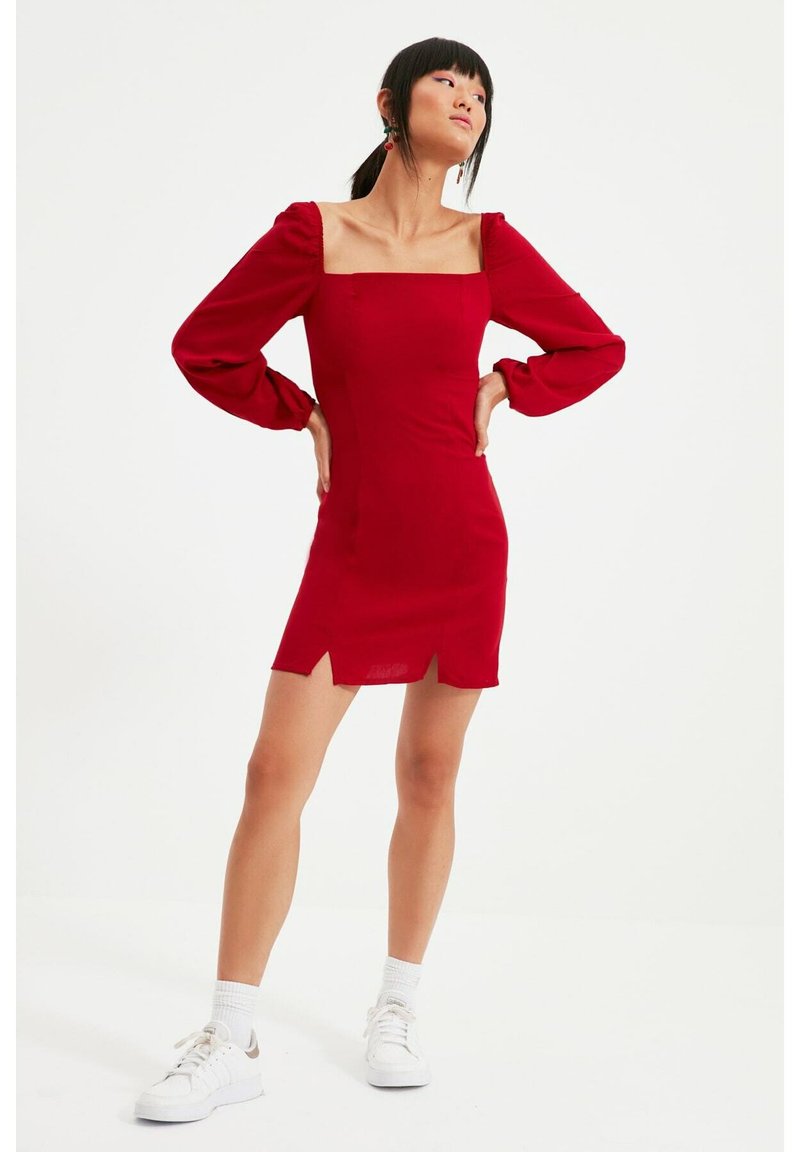 Trendyol Jurk bordeauxrood
