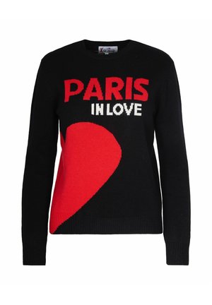 Maglione nero con il grande testo rosso e bianco "PARIS IN LOVE" e un grande cuore rosso, realizzato in un morbido tessuto a maglia.