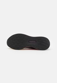 adidas Performance RUNFALCON 5 - Utcai futócipők - core black/zero metallic/footwear white