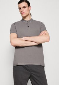 AllSaints REFORM SS - Poloskjorter - ash grey