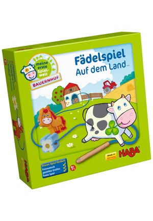 Kinderspielset zum Auffädeln mit Holzformen von Bauernhoftieren, Schnur und Nadel, mit Abbildungen einer Kuh, eines Pferdes, eines Stalls und eines Traktors.