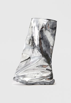 MONOLITH UNISEX - Saapad - silver-coloured