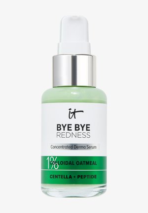 Flacon de sérum It Bye Bye Redness avec pompe, contenant 1 % d'avoine colloïdale, de la centella et des peptides pour soulager les rougeurs de la peau.