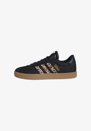 adidas Sportswear, VL Court 3.0 Shoes - Sneaker low - cblack shabrn magold