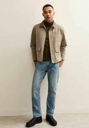 COLLAR  - Chaqueta fina - beige