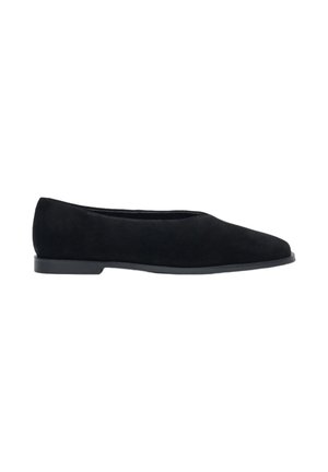 Schwarze Wildleder-Balletschuhe mit runder Zehenform, niedrigem Profil und flacher Gummisohle. Glatte Textur ohne sichtbare Verzierungen.
