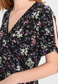 Even&Odd Robe de jour - black